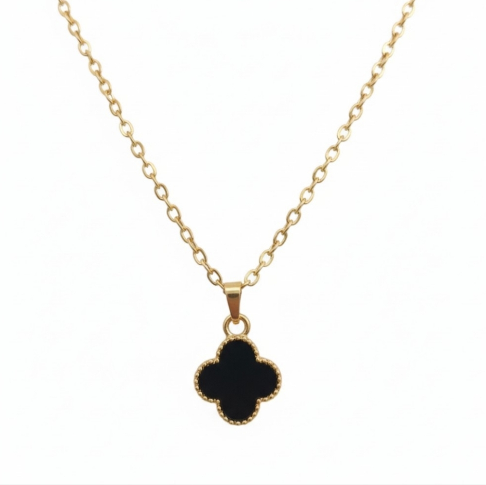 Four Leaf Clover/Quatrefoil Necklace
